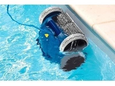 Pulitore elettrico per piscina