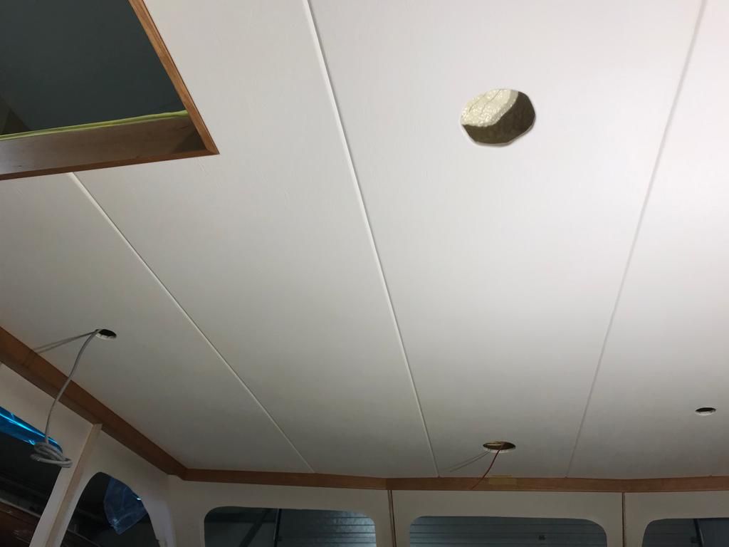 leer plafond nette afwerking cruiser, interieur JachtbetimmeringNoord