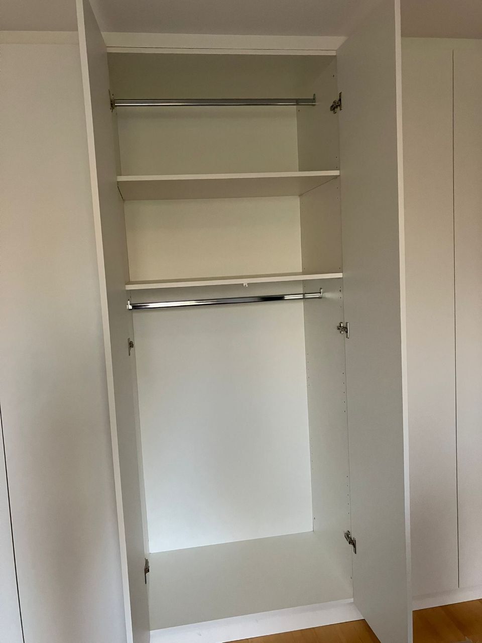 Slaapkamer muren Exclusieve Woonwagen Interieur Maatwerk JachtbetimmeringNoord