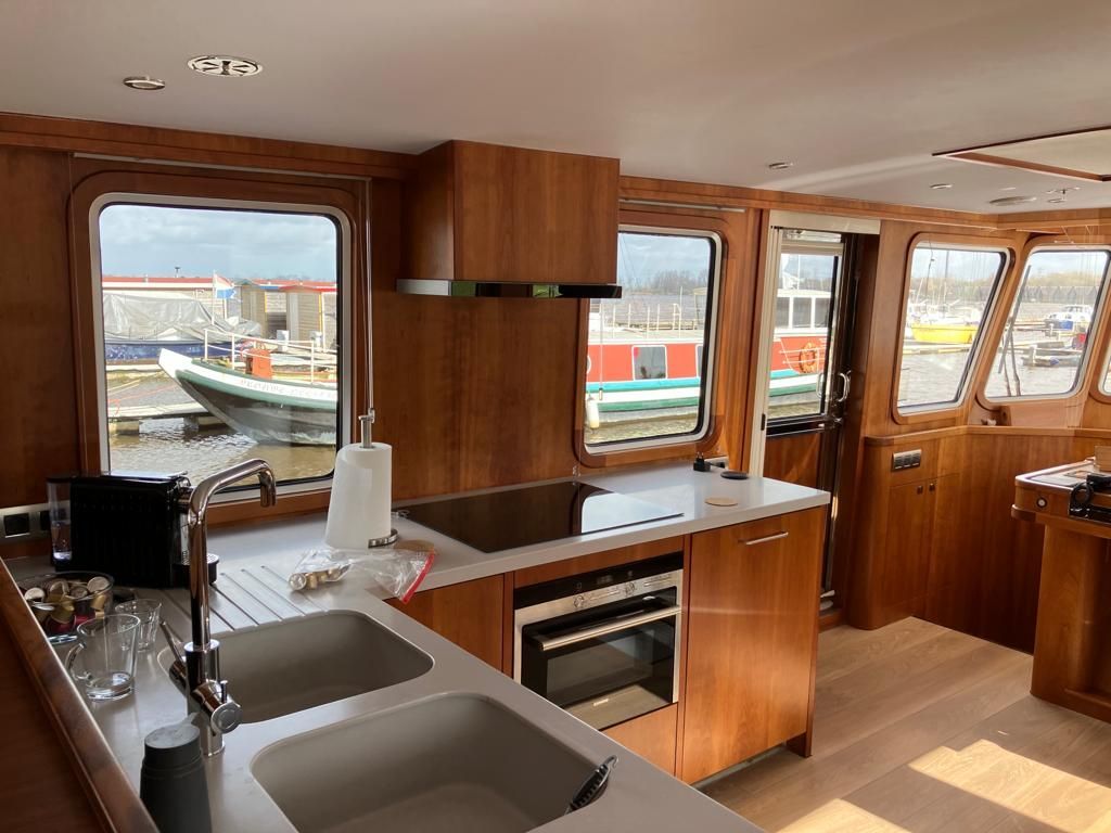 keuken woonboot renovatie JachtbetimmeringNoord