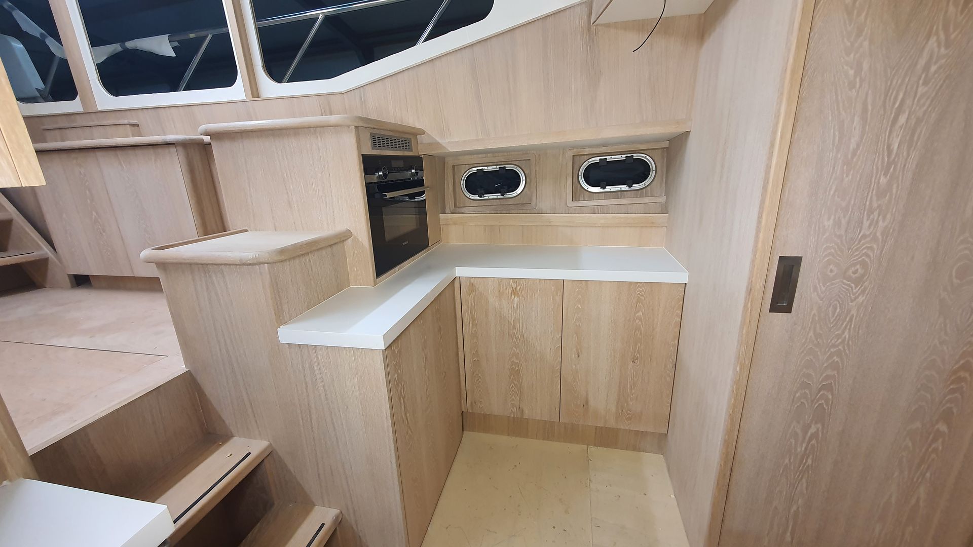 Keuken Casco Cruiser interieurbouw Exclusief JachtbetimmeringNoord