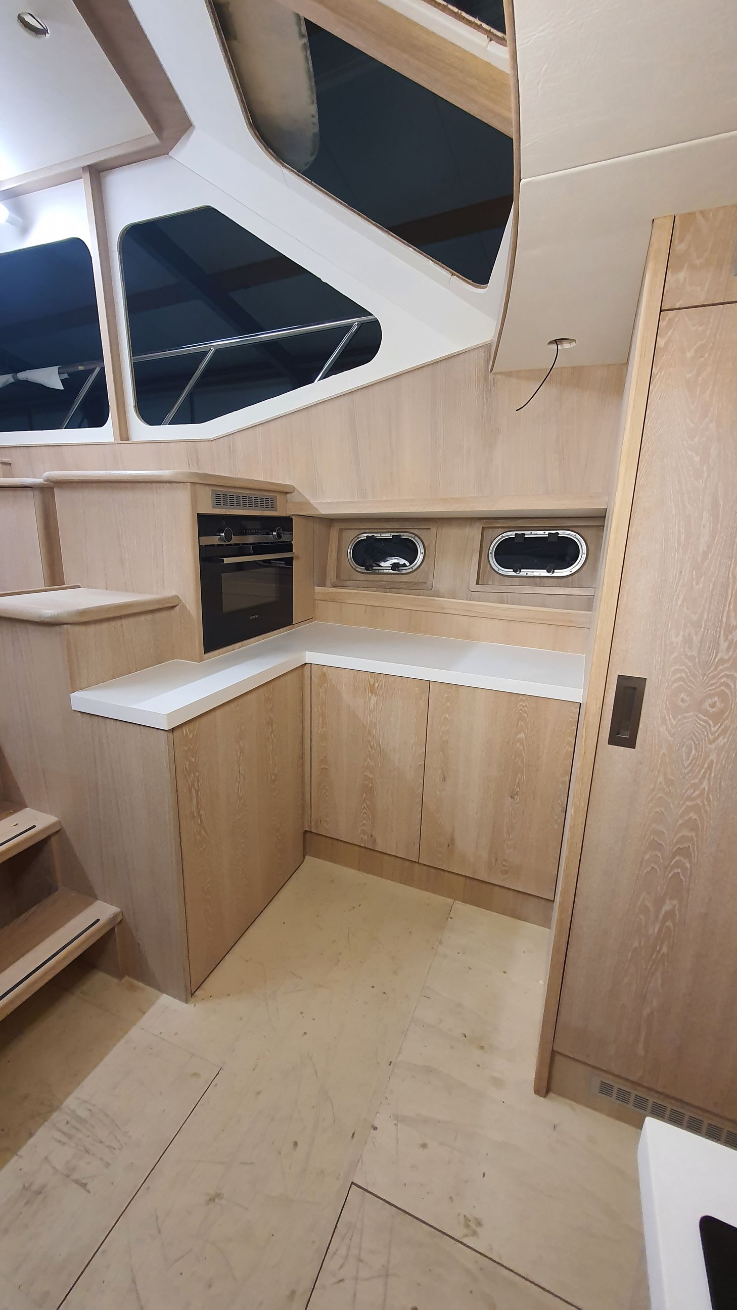 Keuken Casco Cruiser interieurbouw Exclusief JachtbetimmeringNoord