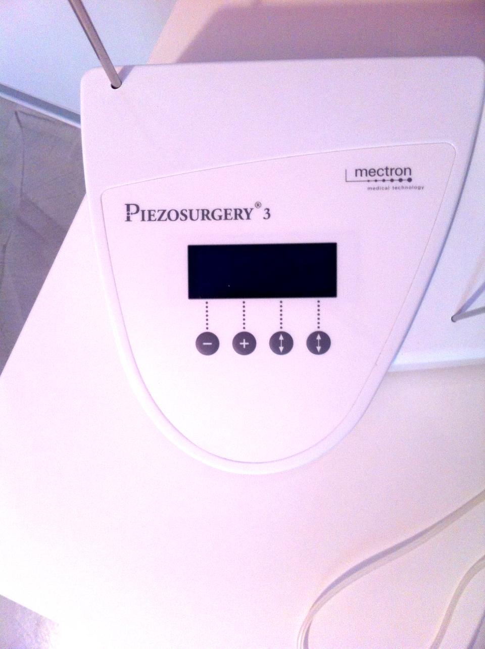 machine for sterilising dental instruments