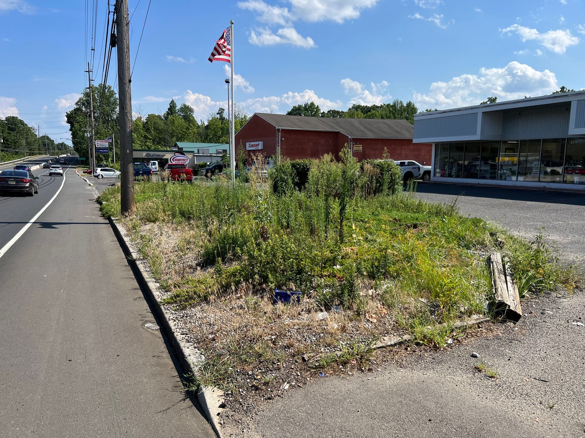 Before storefronts — Middletown, NJ — Precision Landscape Contractors