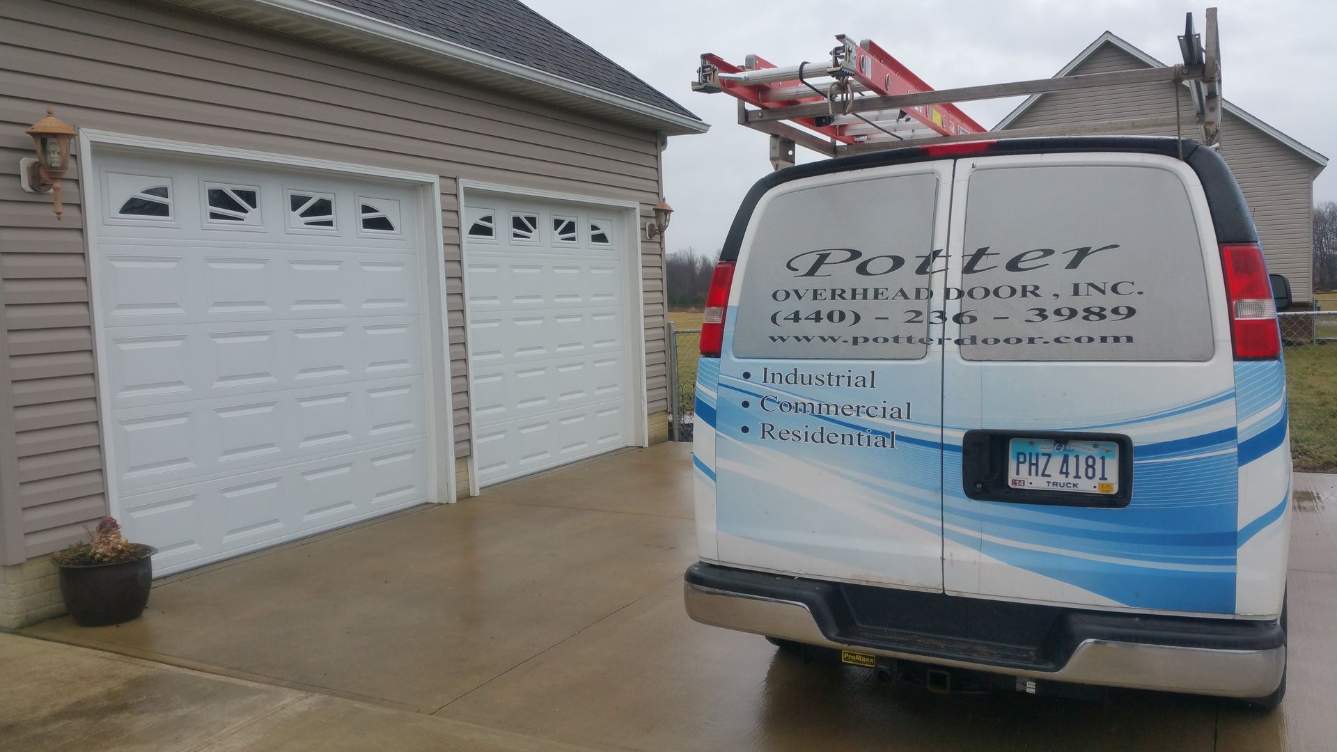 Garage doors Columbia Station, OH Potter Overhead Door Inc