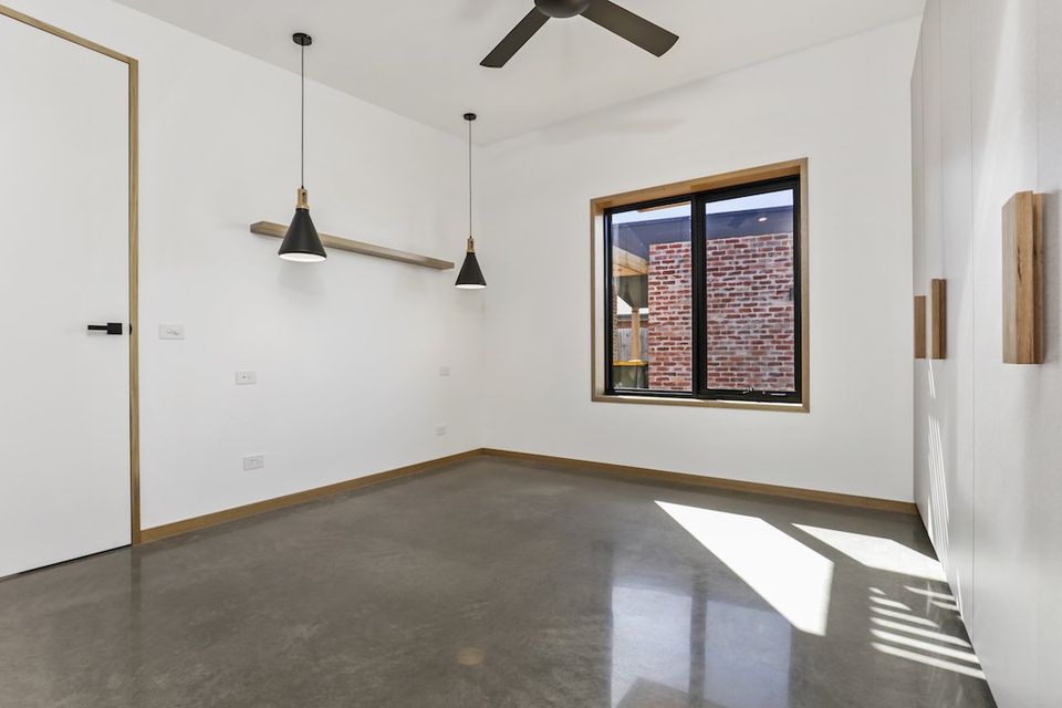 Inverloch,Real Estate Agent Inverloch, Real Estate Photography Inverloch, Property Marketing Inverloch, Victorian Building Awards,New Build, Polished Concrete, Recycled Red Brick, ?Kitchen, Bathroom, Fireplace,Colorbond,Timber,Tile