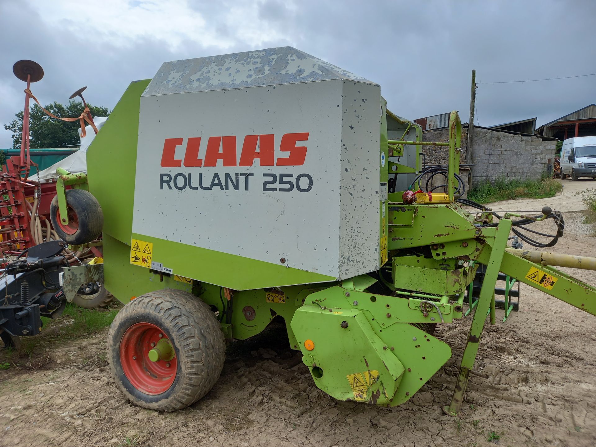 Class Rollant 250 Baler