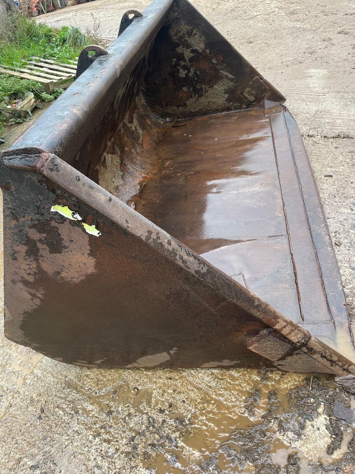 X Farm 8FT Bucket
Call for more information