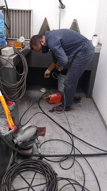 DESAZOLVE & HIDROLAVADO DE DRENAJES SIN ROMPER TORRES