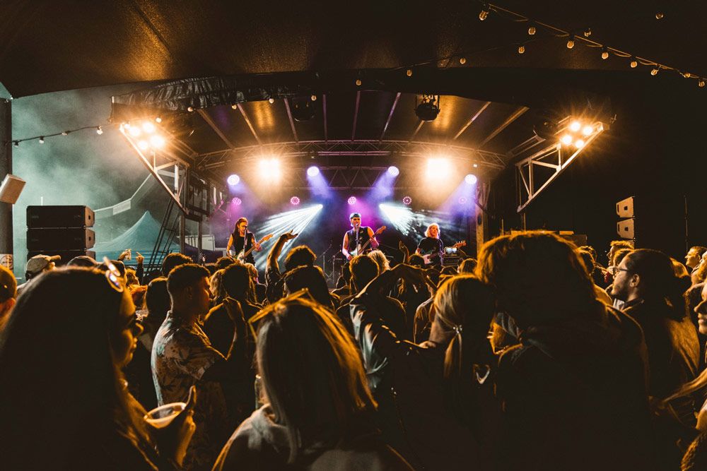 Audience Crowd Area β Kennedy Amplifier Hire Service In Mackay QLD