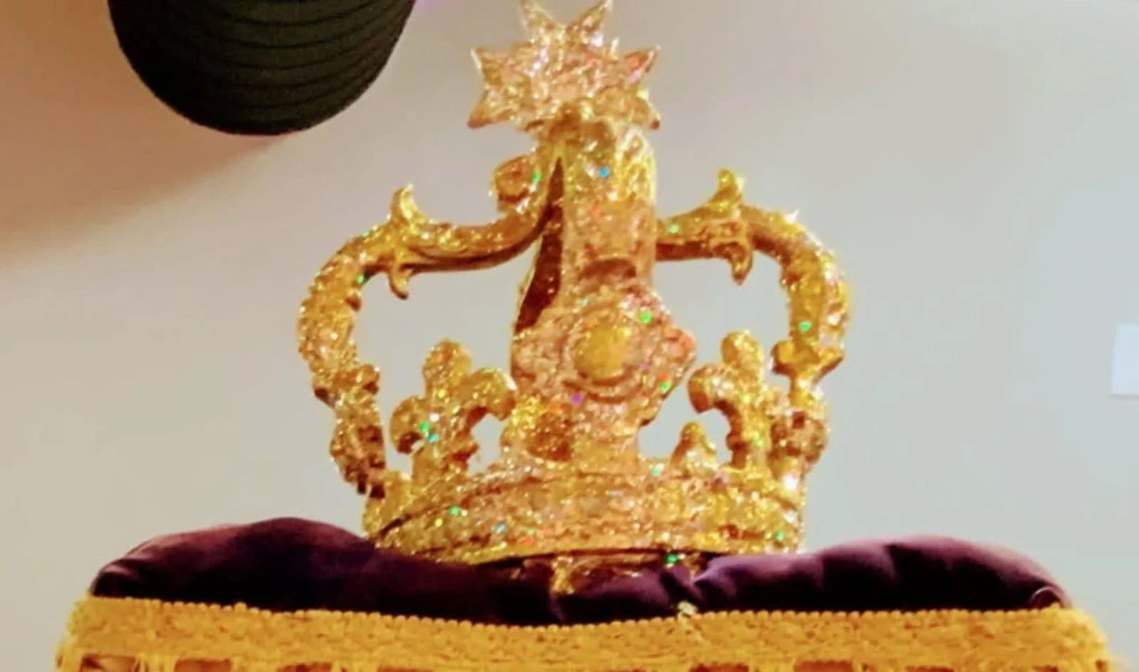 Gold Crown