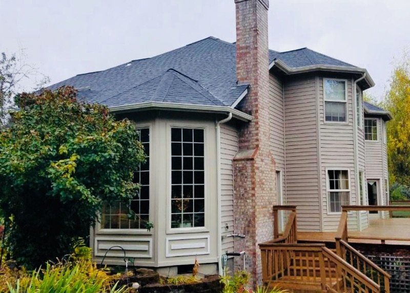 Sunsetter Awnings — Repairing the Gutter in Kelso, WA