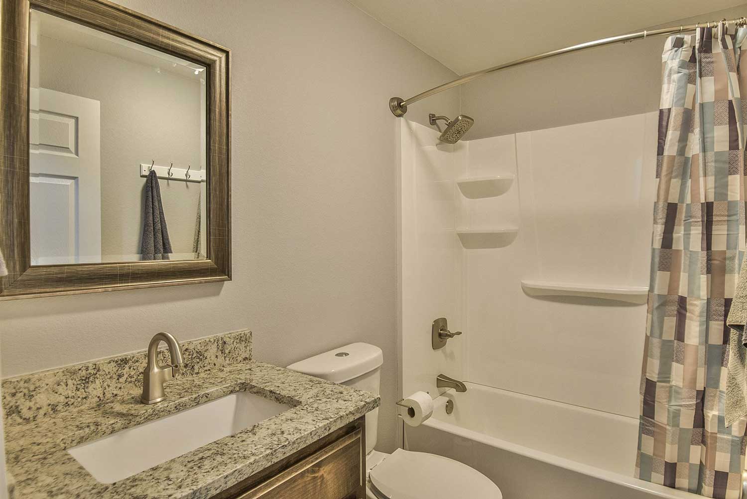 Remodelled Bathroom — Stephenville, TX — TMR Pro Maintenance