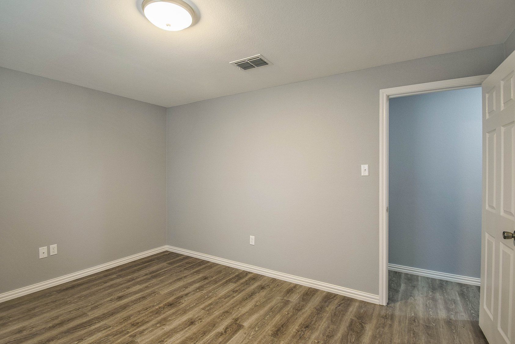 Room with An Open Door — Stephenville, TX — TMR Pro Maintenance