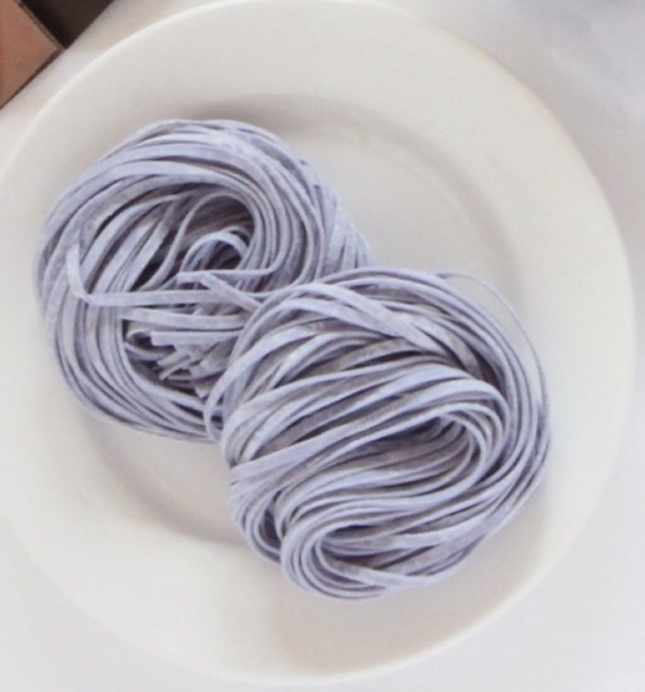 手工日曬 蝶豆花麵