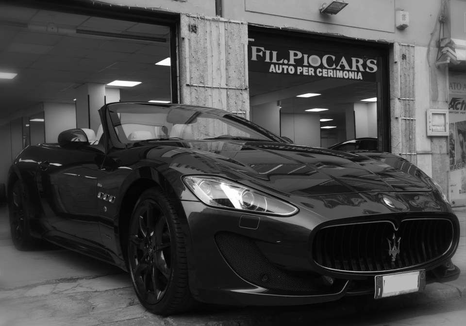 Auto di lusso per cerimonia