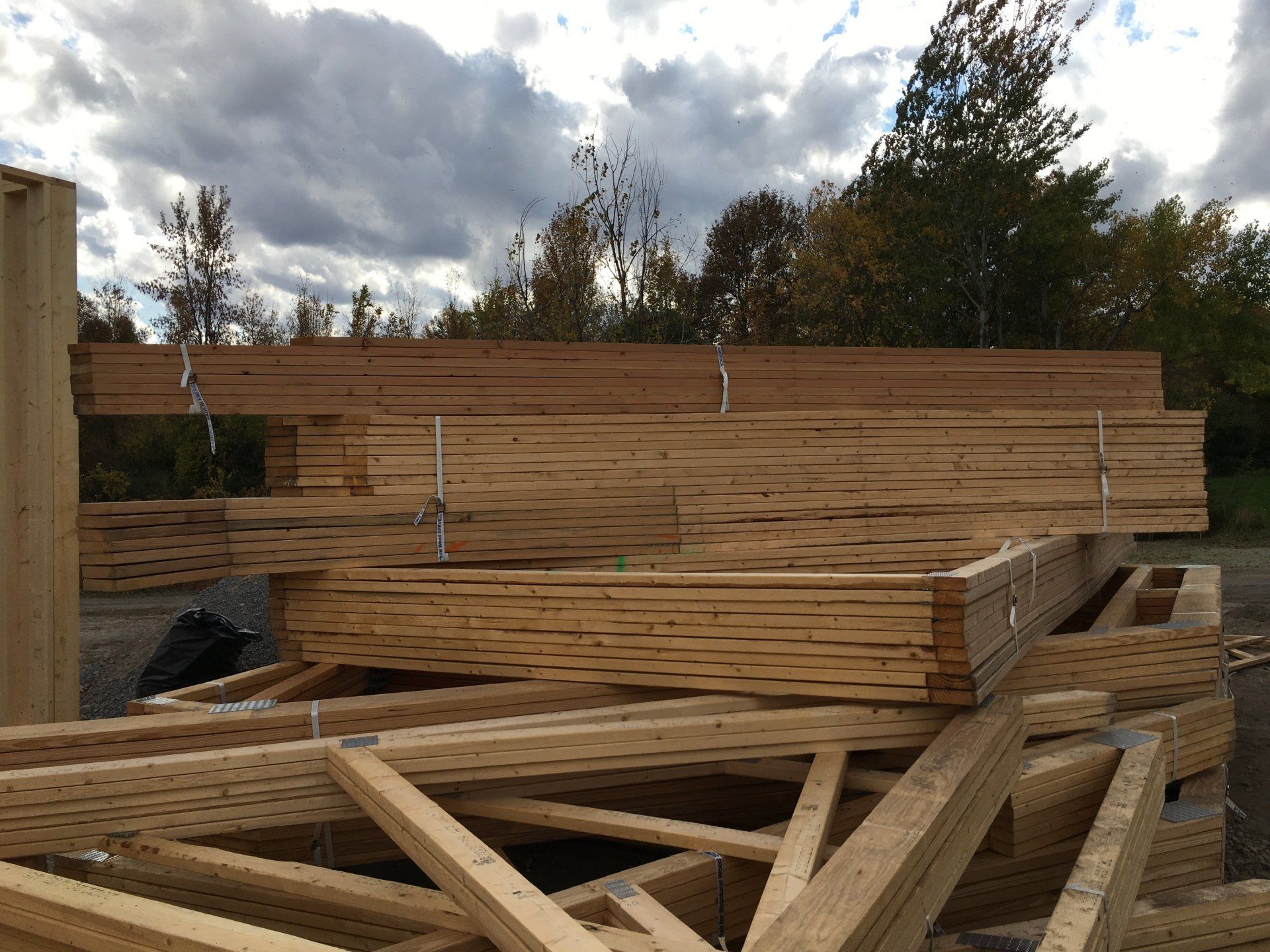 A pile of wood is stacked on top of each other