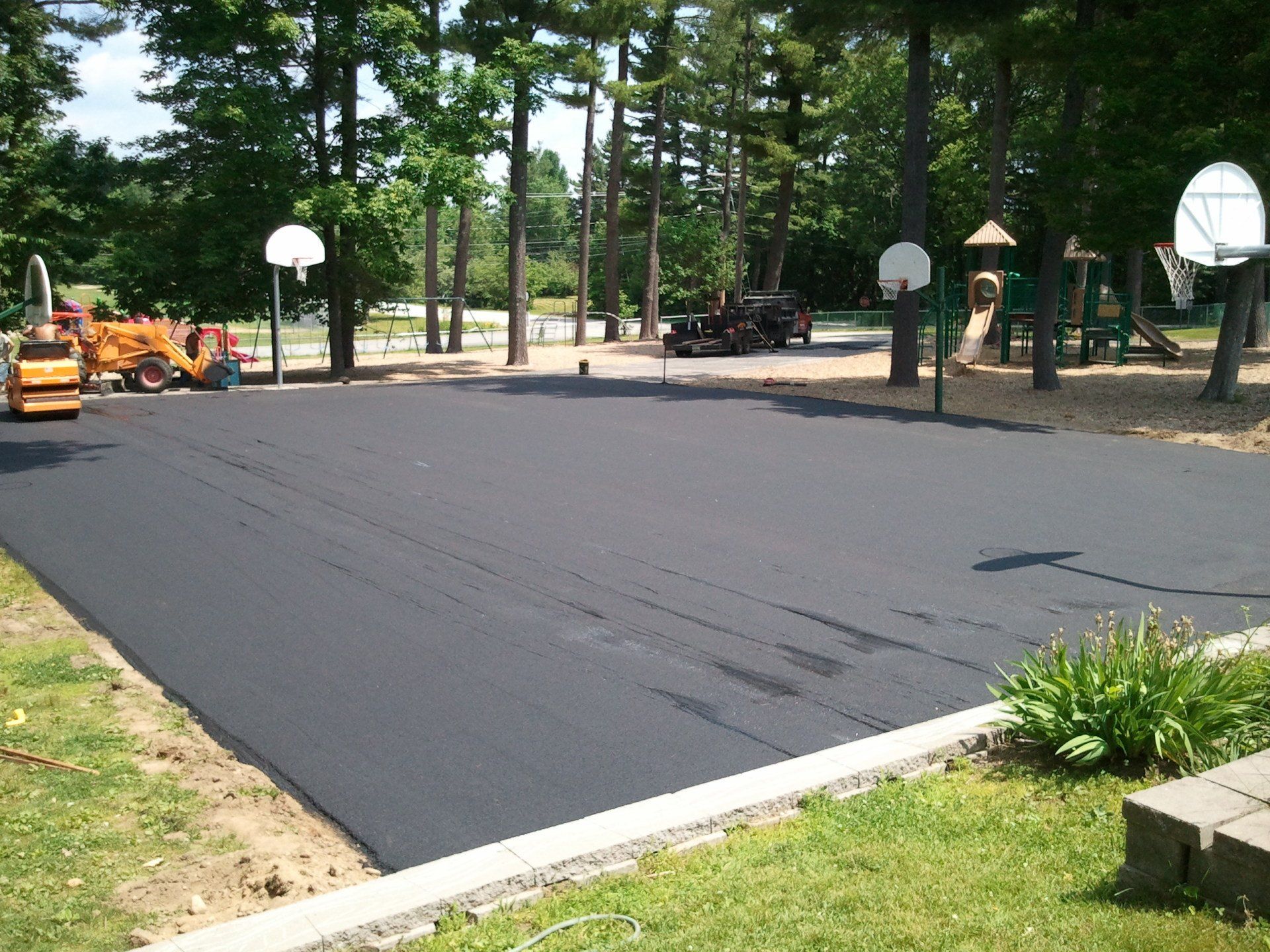 Basketball/Tennis Court