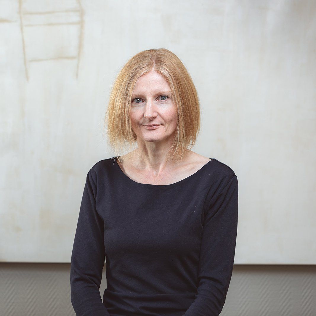 HJC Debra Bloomfield Profile