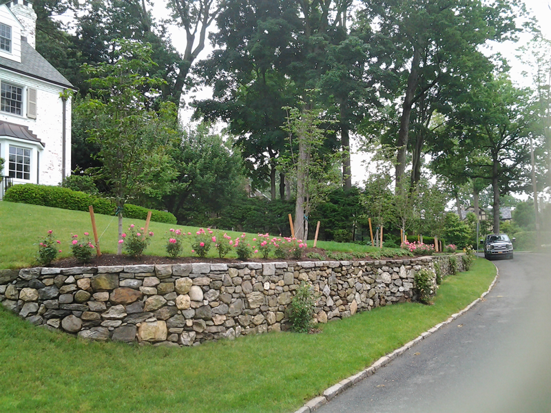 Commercial Planting - Landscaping in Bedford Hills NY