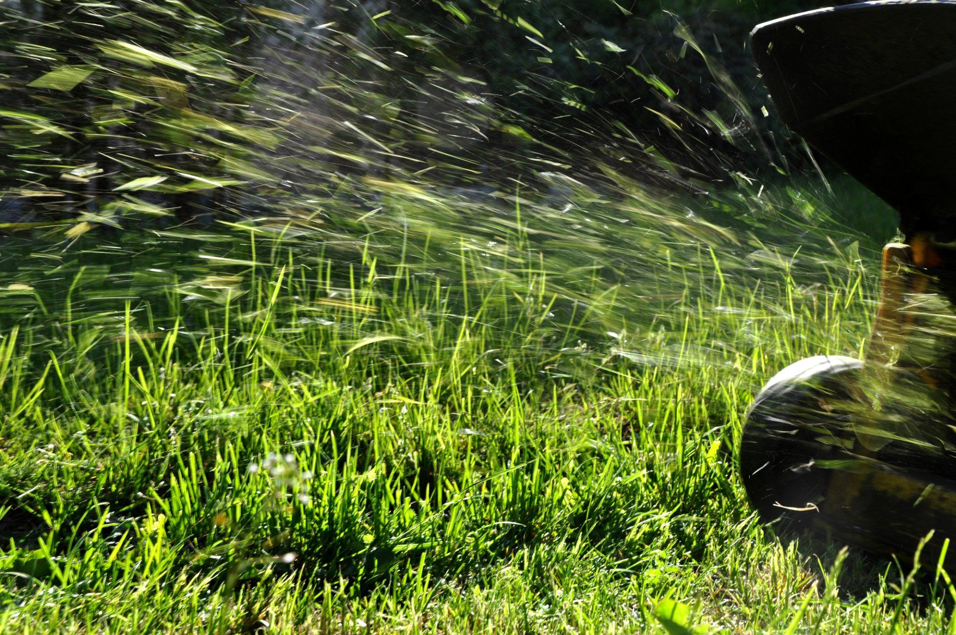 COMMERCIAL LAWN MOWING IN GERMANTOWN, MD