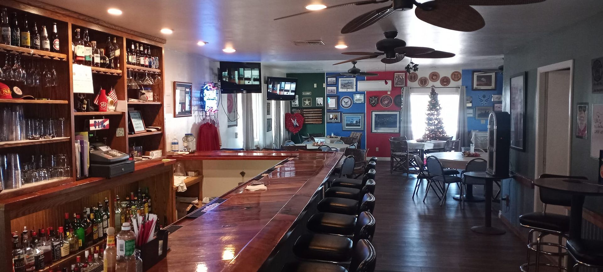 Inside American Legion Post 853