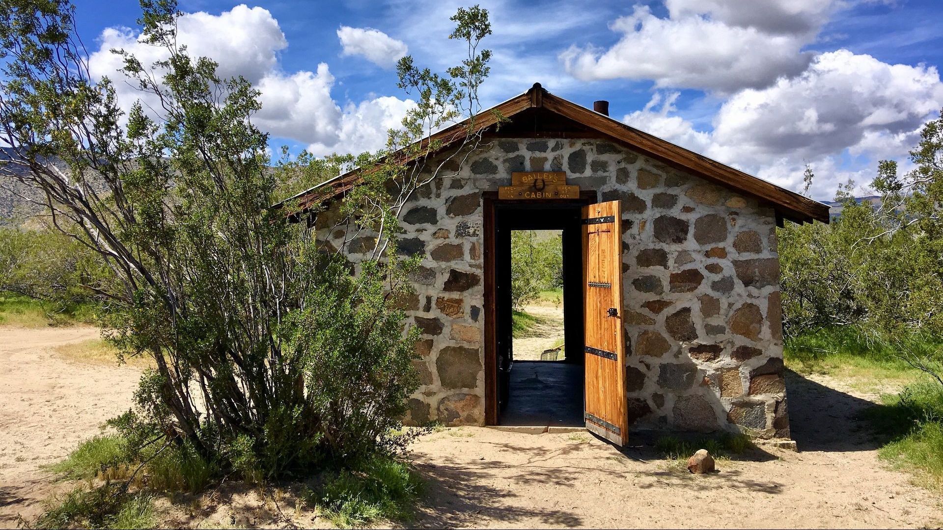 Bailey's Cabin in Upper Coyote Canyon: Anza Borrego State Park