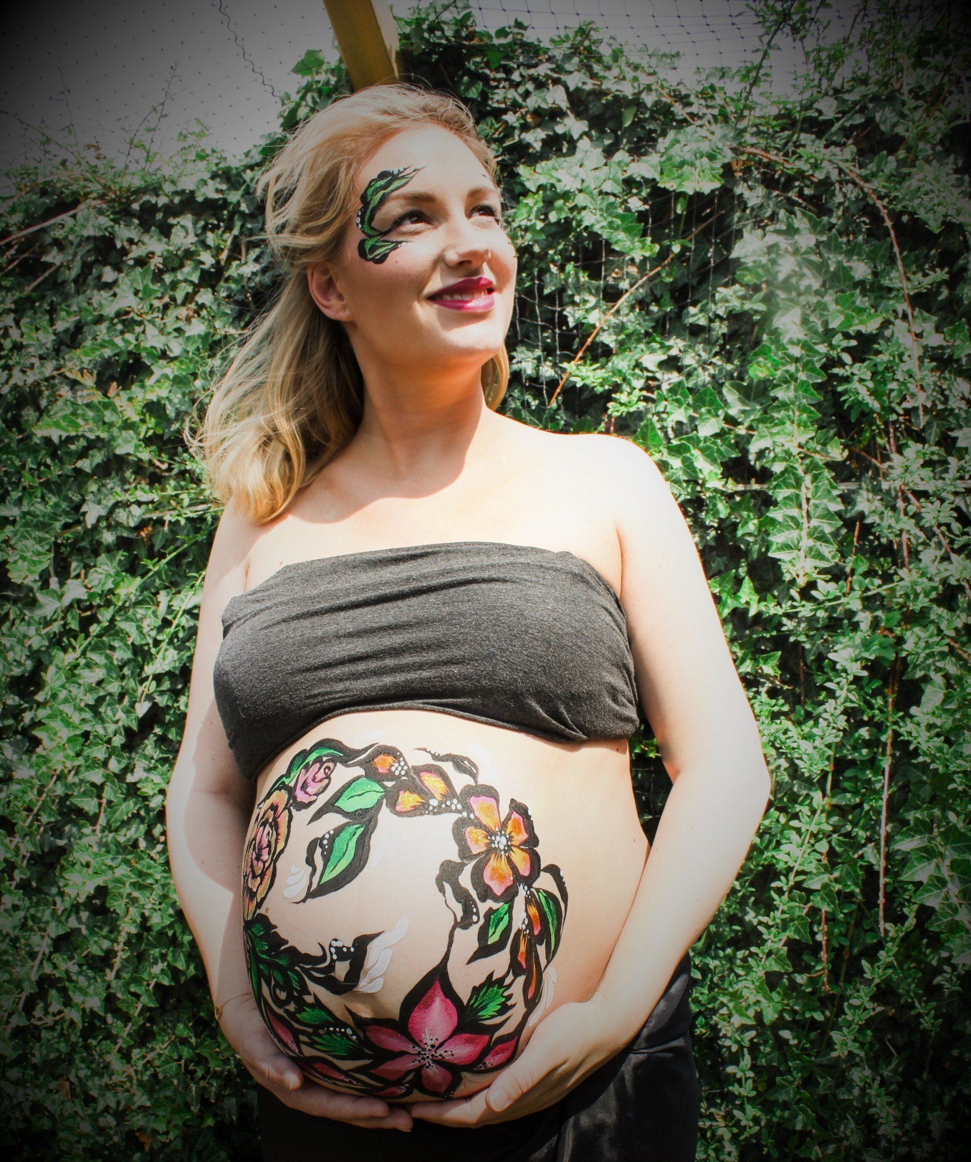 Bellypaint bloemen schmink