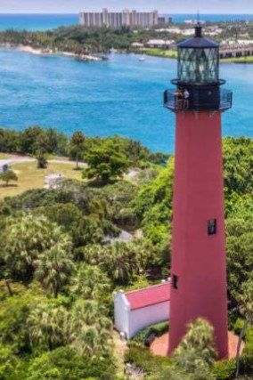 Caitlin Russell -Selling Stuart, Palm City, Jensen Beach dream homes