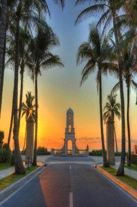 Caitlin Russell -Selling Stuart, Palm City, Jensen Beach dream homes