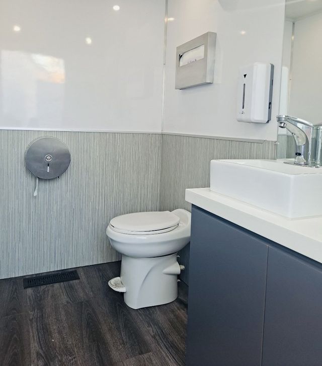 Restroom trailer inside 2