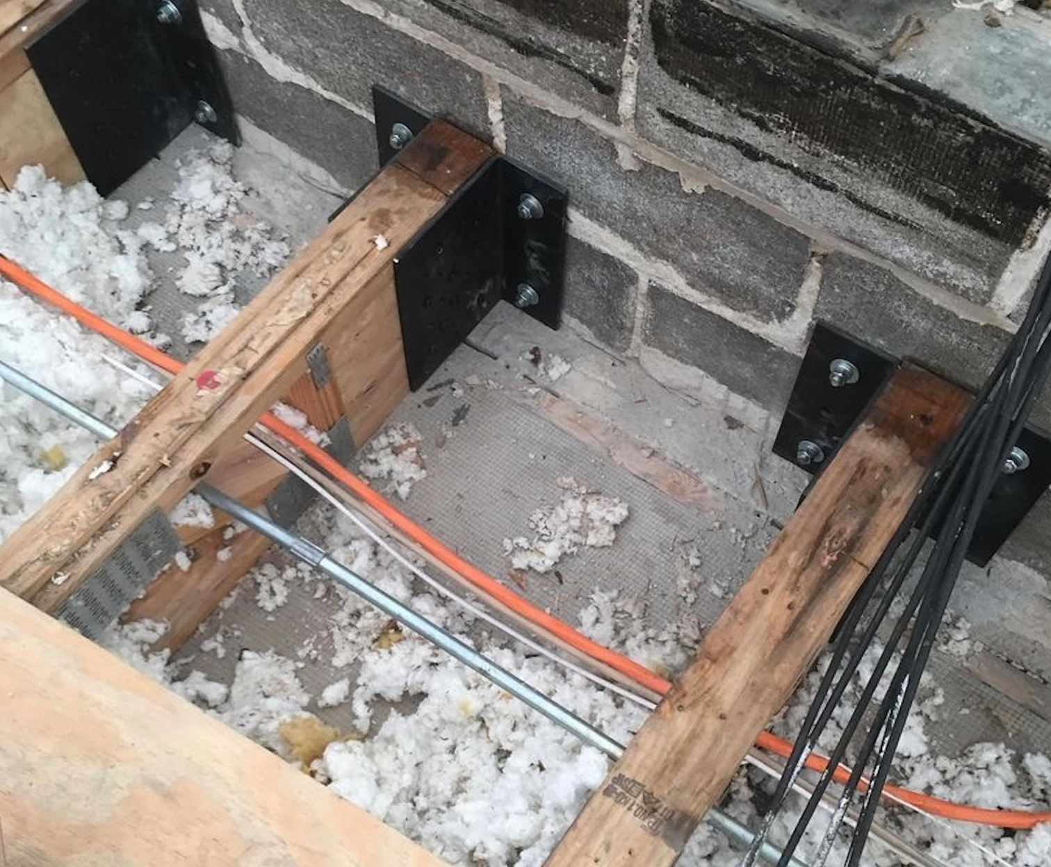 Metal Coping with failed caulk on seam, Lakeview, Chicago