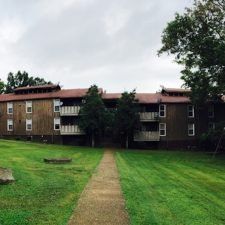 Kings Court Apartments