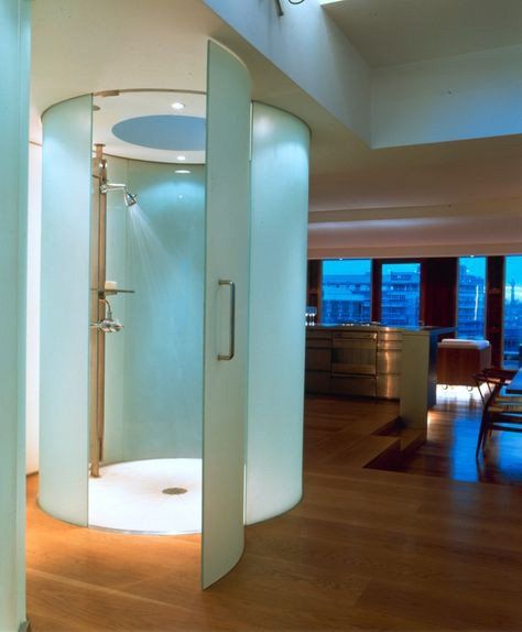 Glass Bends- penthouse-apartment