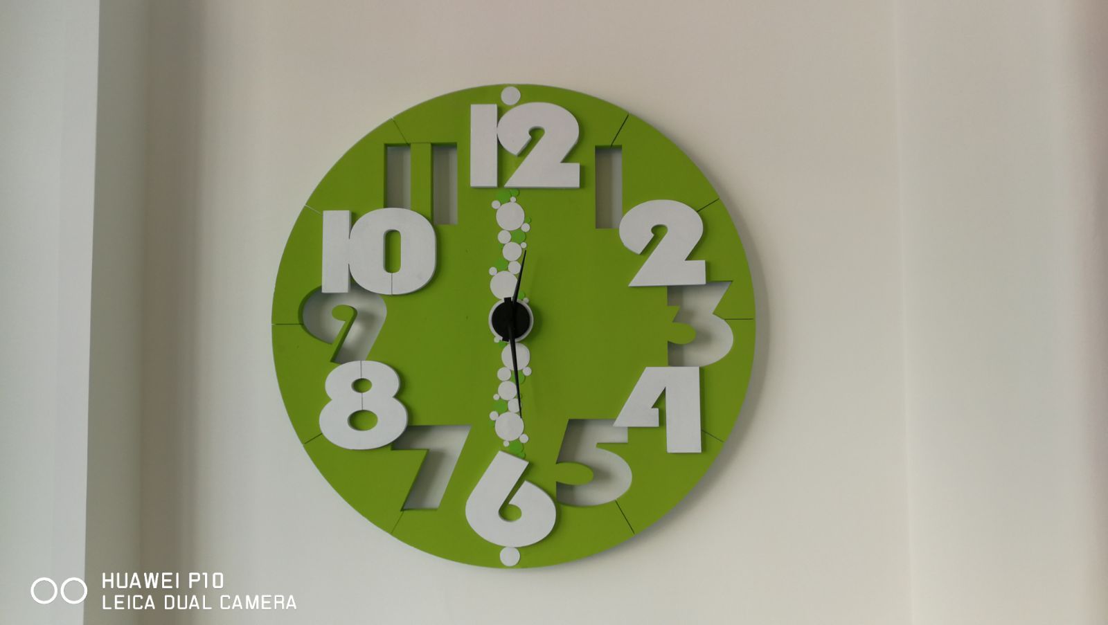 esempio orologio da parete in polistirolo