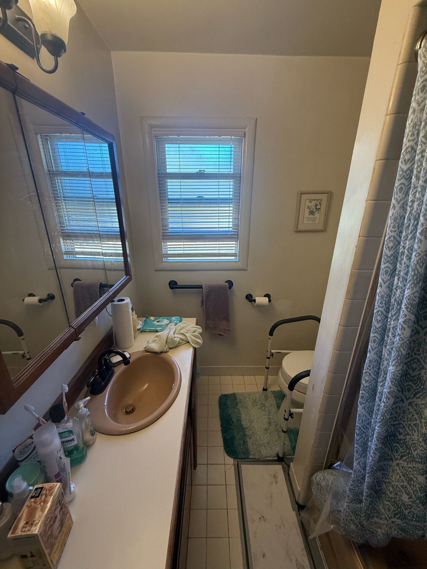 Dream Build Services recently completed an accessible bathroom renovation in the Bay Area, transforming an outdated and narrow layout into a modern, mobility-friendly space. The remodel features a spacious walk-in shower with grab bars, a built-in bench, modern lighting, and sleek tile design. Ideal for aging-in-place, senior accessibility, and improved home safety.