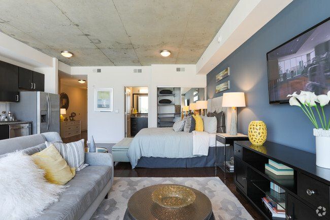 Spacious Studio Unit with Couch and Bed | Skyhouse Buckhead