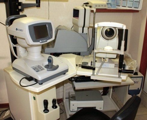 Macchinari per il test oftalmologico