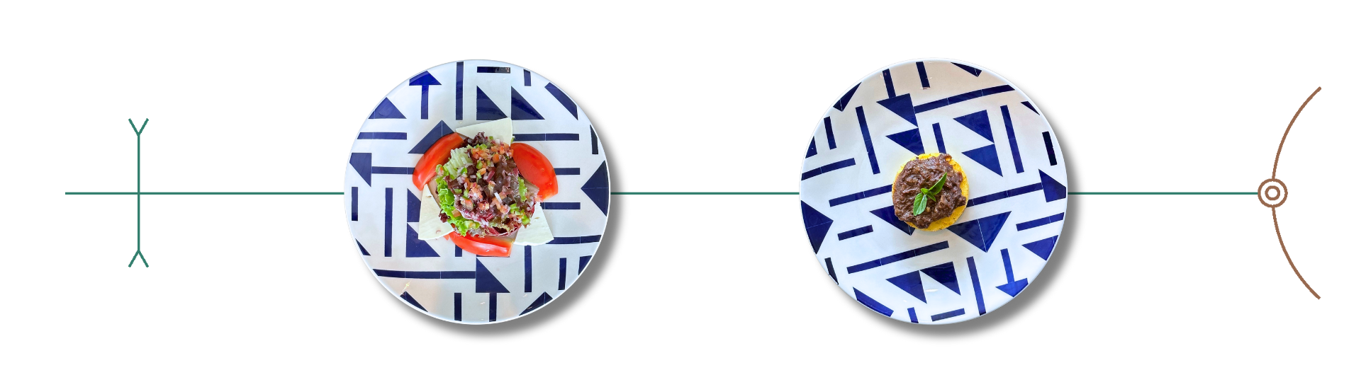 Dois pratos de salada sobre um fundo branco.