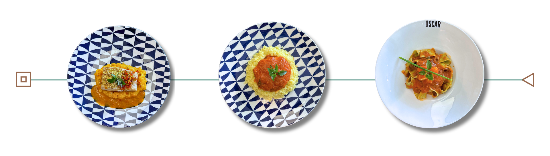 Três pratos de comida: dois com padrões xadrez azul e branco, um branco. A comida parece ser macarrão ou arroz.