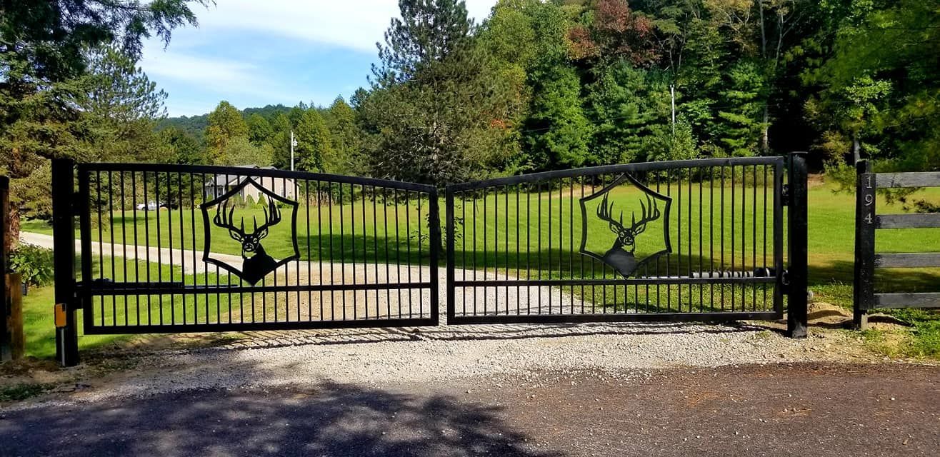 Done Client Gate - Paris, KY - Circle G Gates