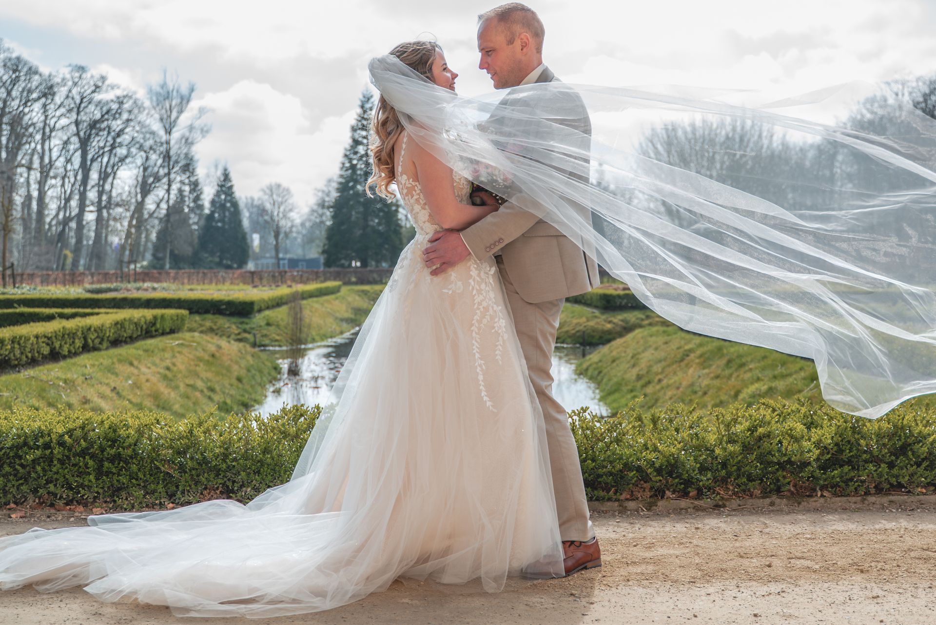 Bruid en bruidegom Borg Nienoord