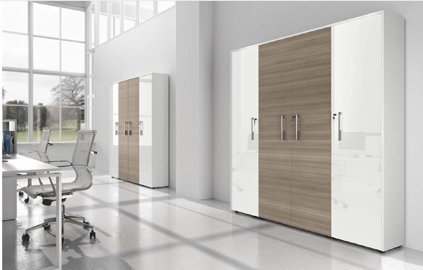 Armadio con ante laccate per ufficio