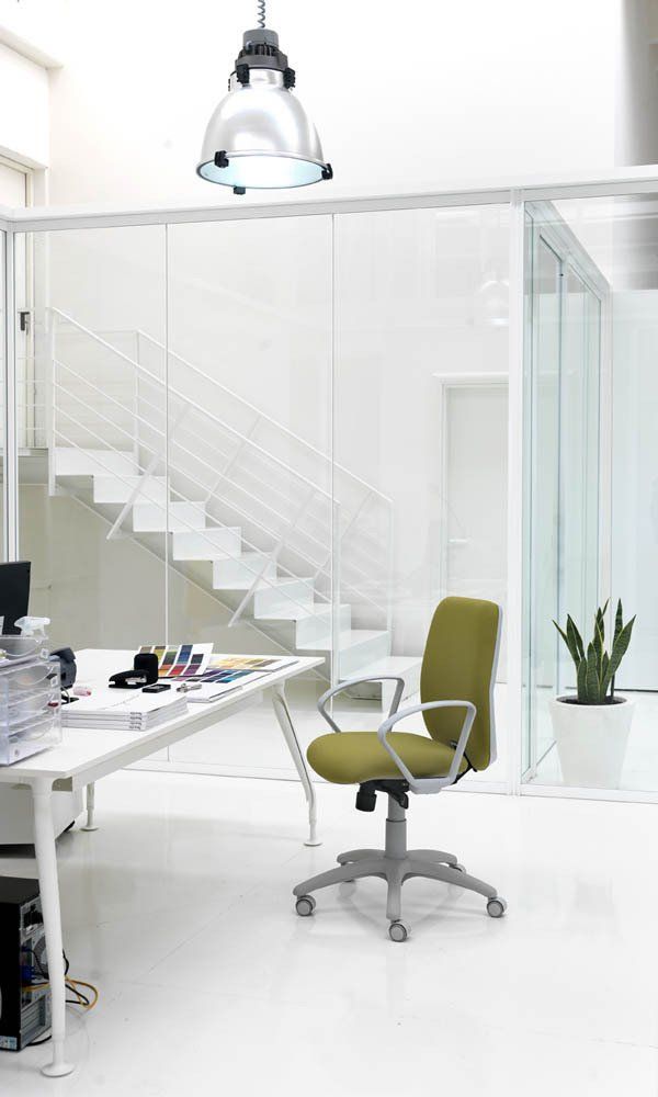 Bursa sedia vaghi a Novara