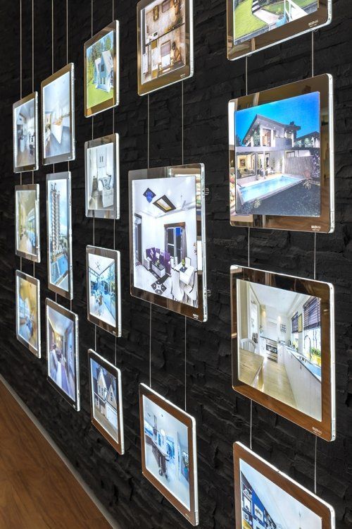 Espositori per vetrine a Novara