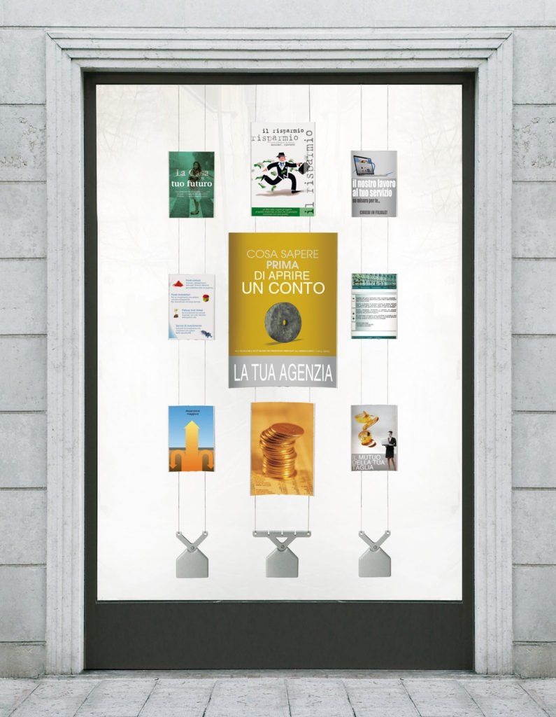 Espositori su cavi per vetrine Novara