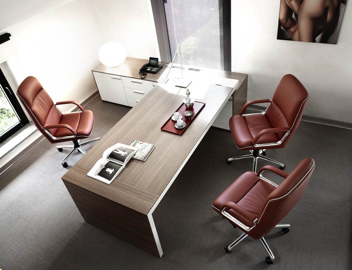 Poltrone direzionali per l'ufficio a Vercelli