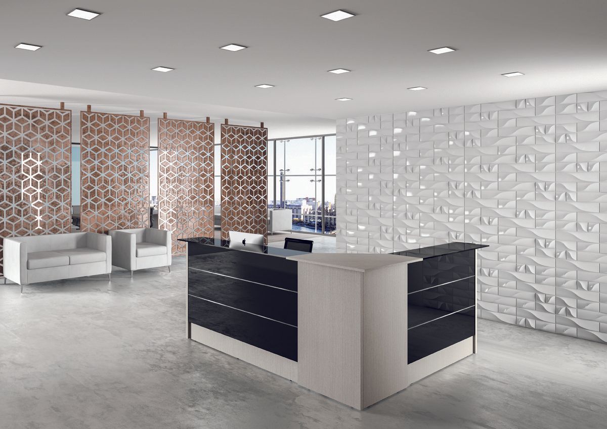 Reception nera per ingresso