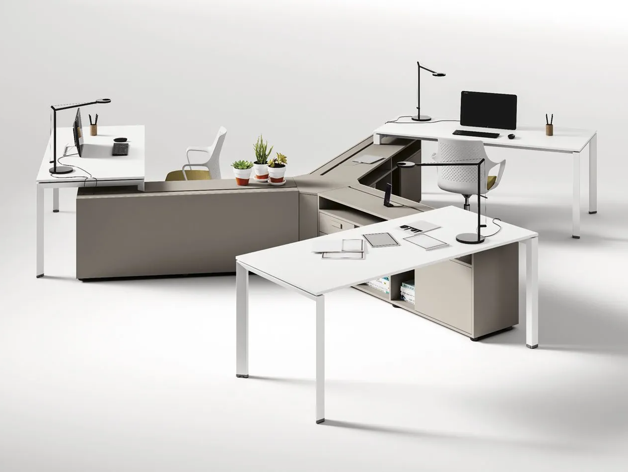 Scrivania per ufficio con mobile