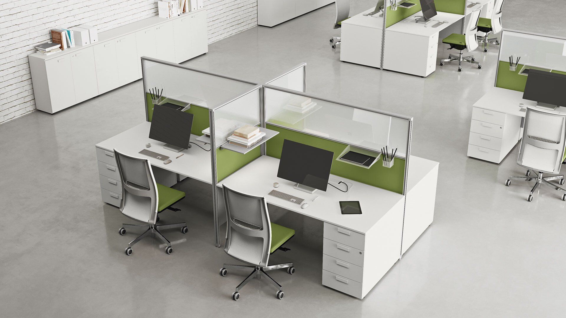 box di lavoro con scrivanie